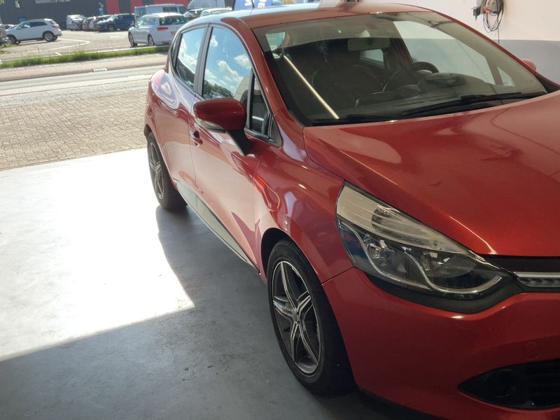 Renault Clio 0.9 Energy Expression 2013 – снимка 12
