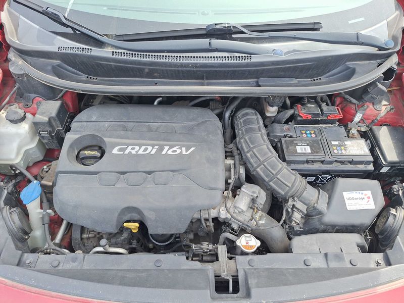 Kia Rio 1.4 CRDi Spirit — zdjęcie 8