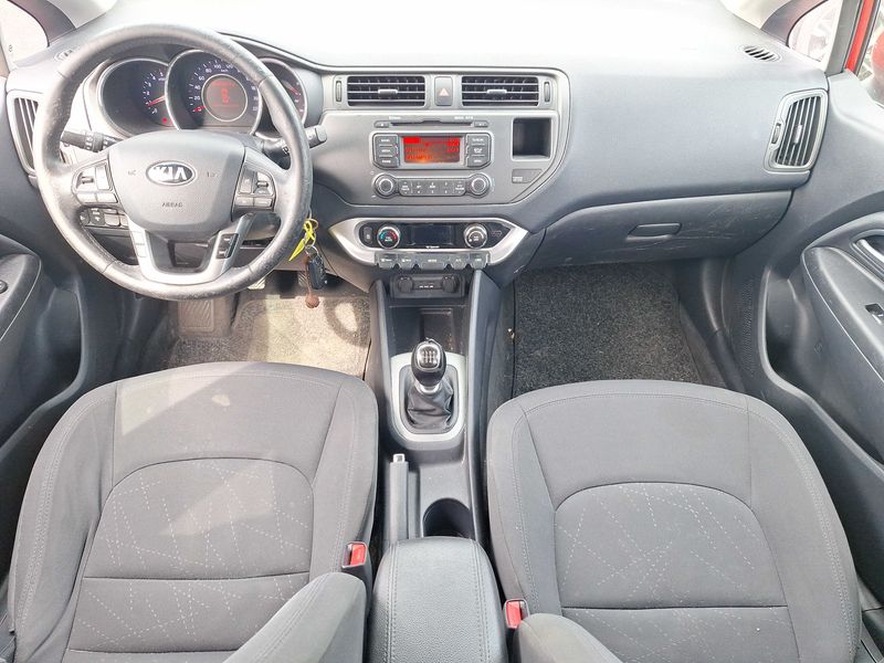 Kia Rio 1.4 CRDi Spirit — zdjęcie 11