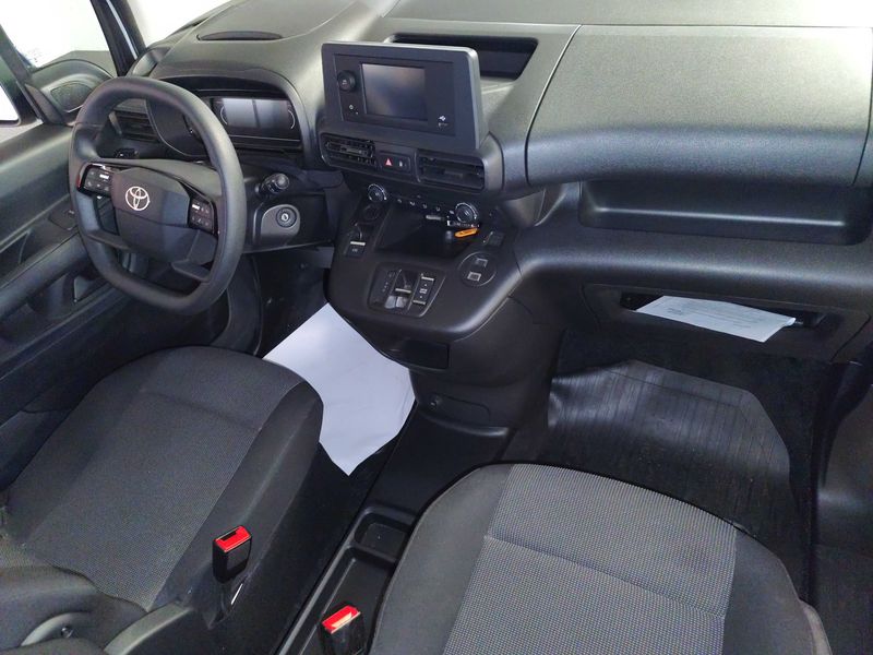 Toyota ProAce City electric drive 100 kW Combi L1 GX — zdjęcie 11