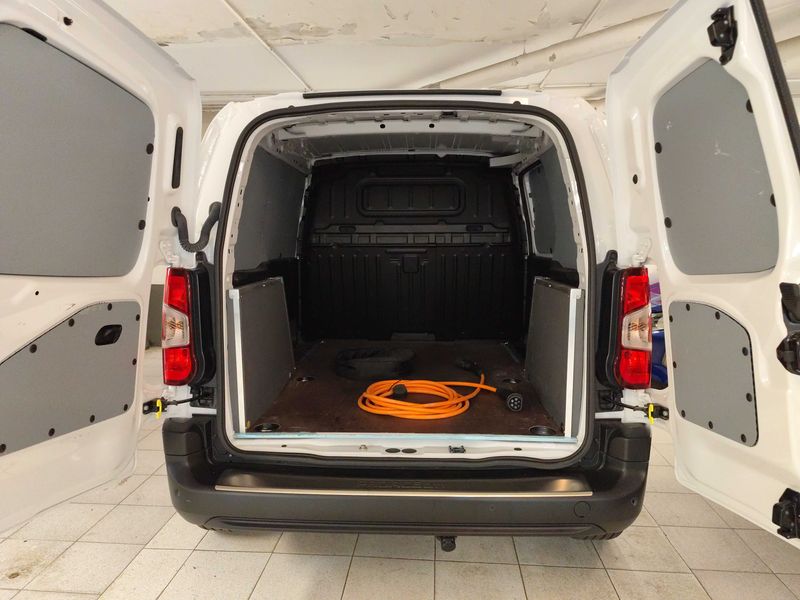 Toyota ProAce City electric drive 100 kW Combi L1 GX — zdjęcie 9