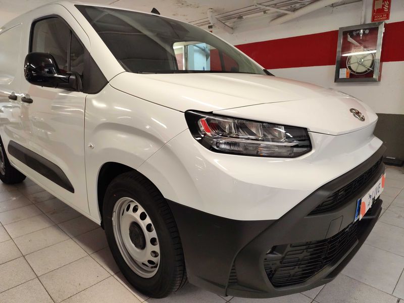 Toyota ProAce City electric drive 100 kW Combi L1 GX — zdjęcie 6