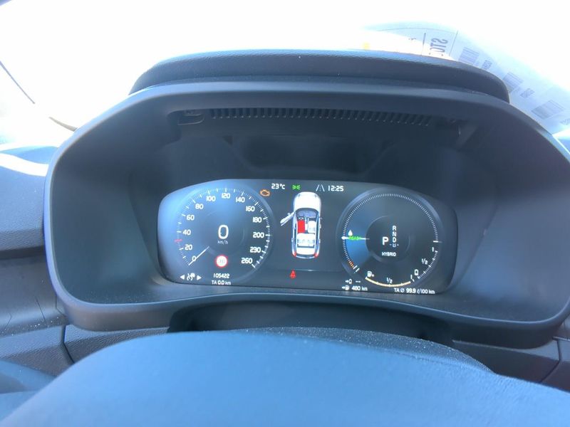 Volvo XC40 1.5 T5 Recharge Plug-in Hybrid Ultimate 2WD — zdjęcie 11