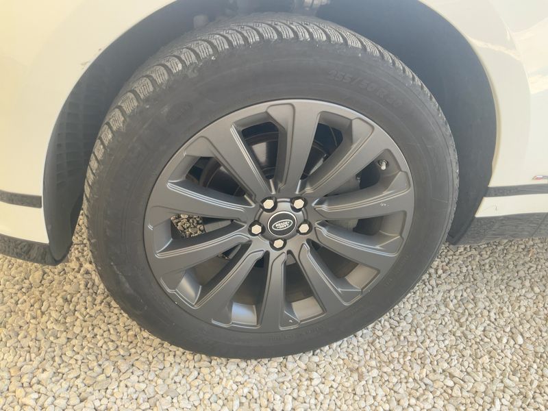 Land Rover Range Rover Velar 2.0 Diesel R-Dynamic 2019 – снимка 3