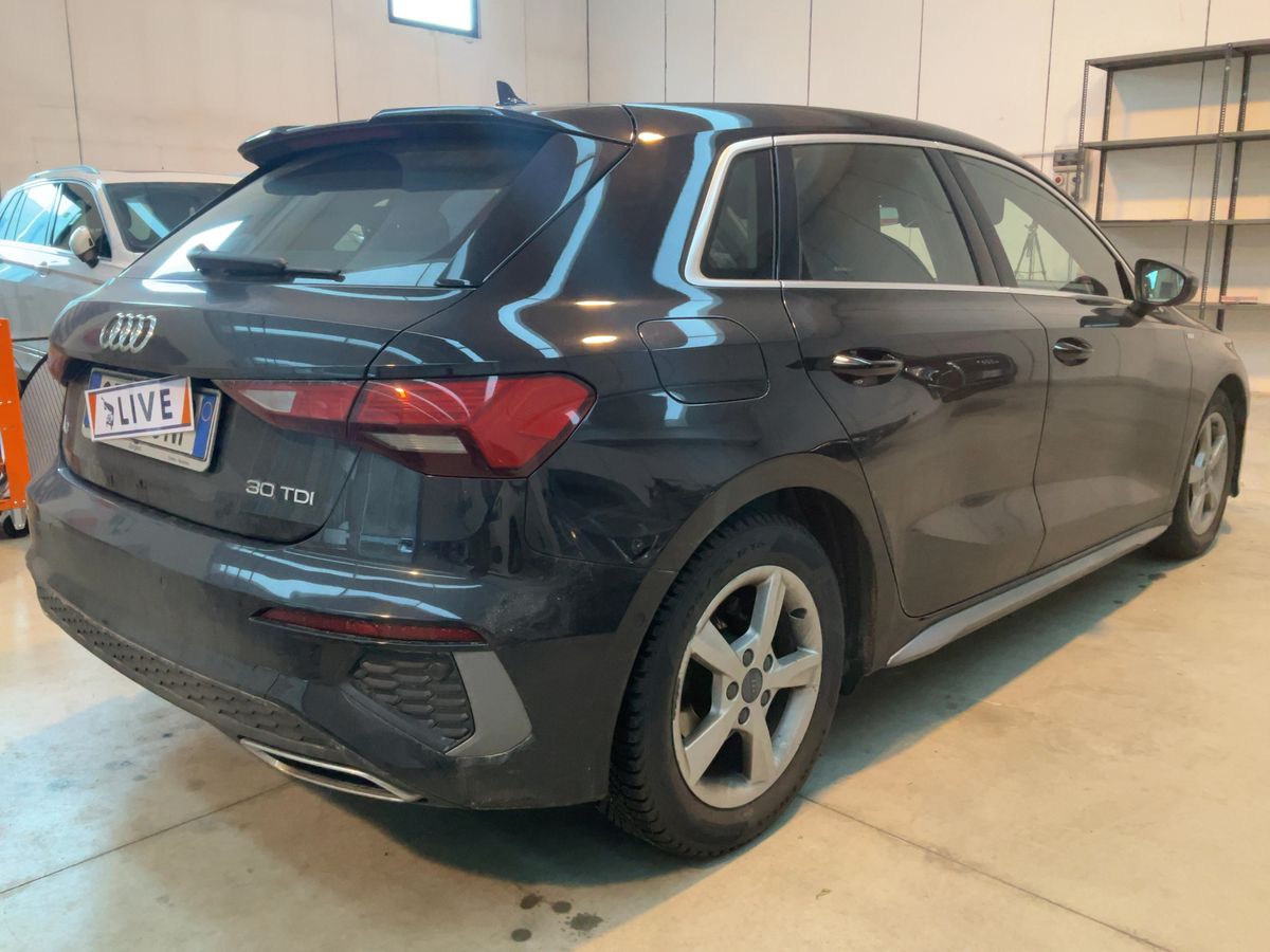 Audi A3 2021 — photo 9