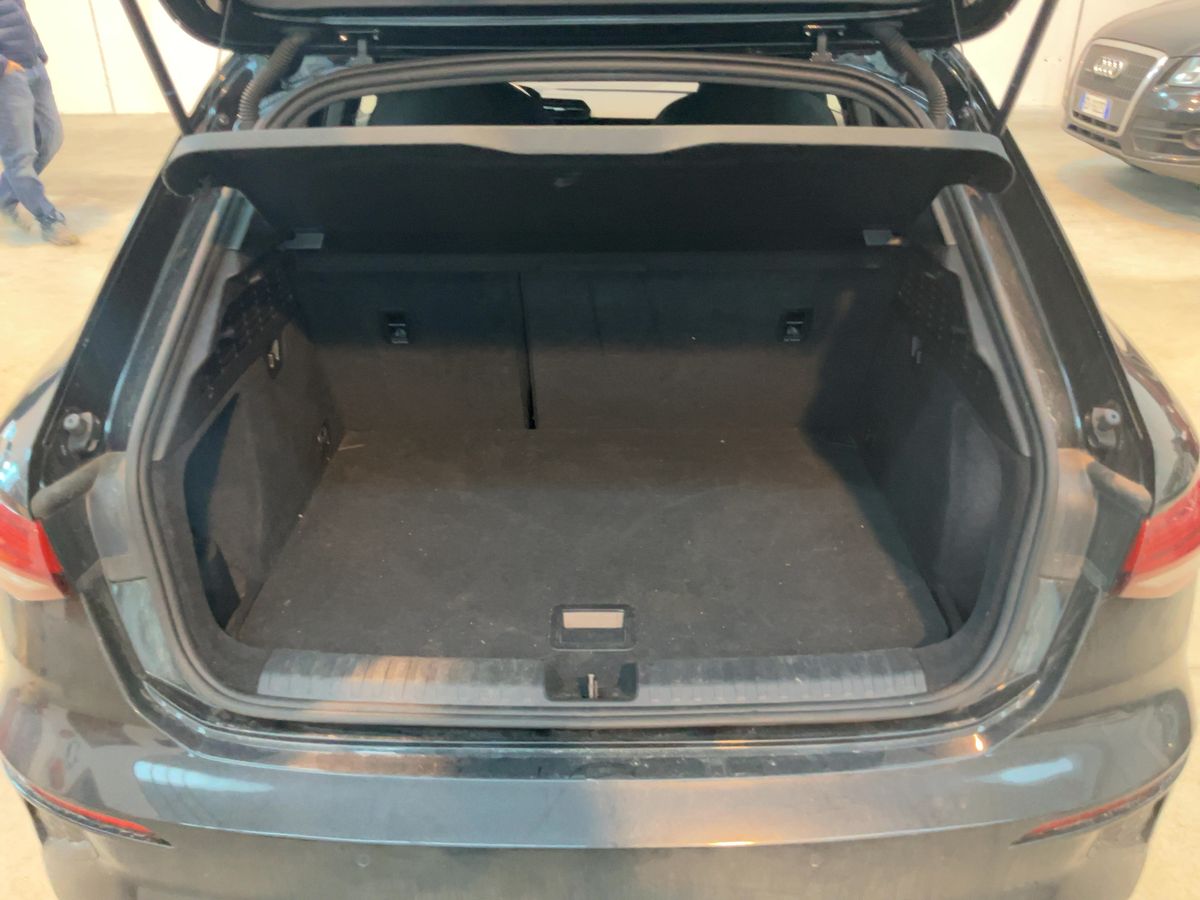 Audi A3 2021 — photo 16