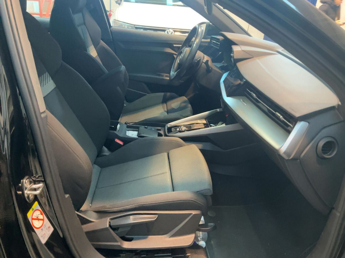 Audi A3 2021 — photo 17