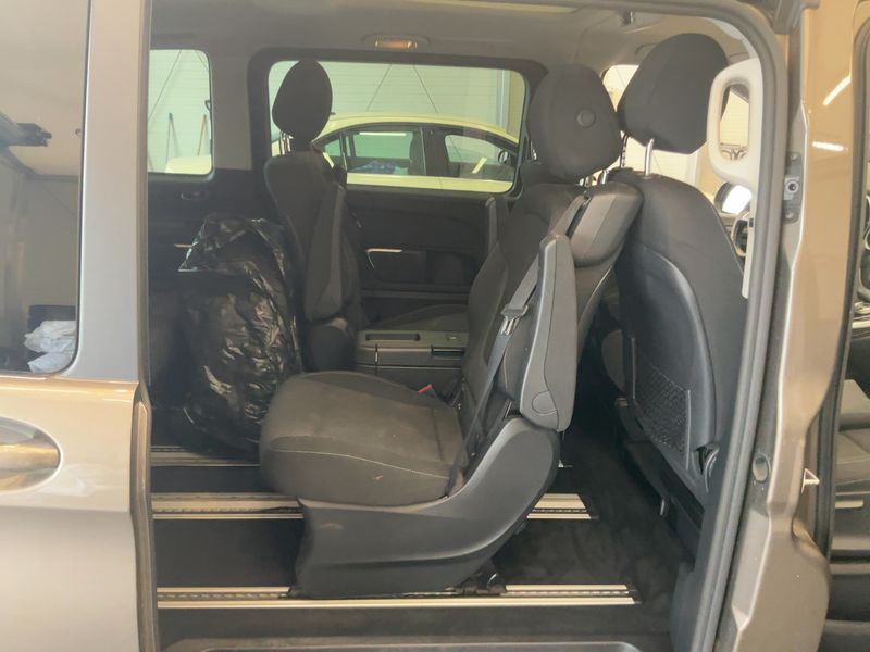 Mercedes-Benz V-Klasse V 250 d lang BlueTEC Edition — zdjęcie 14