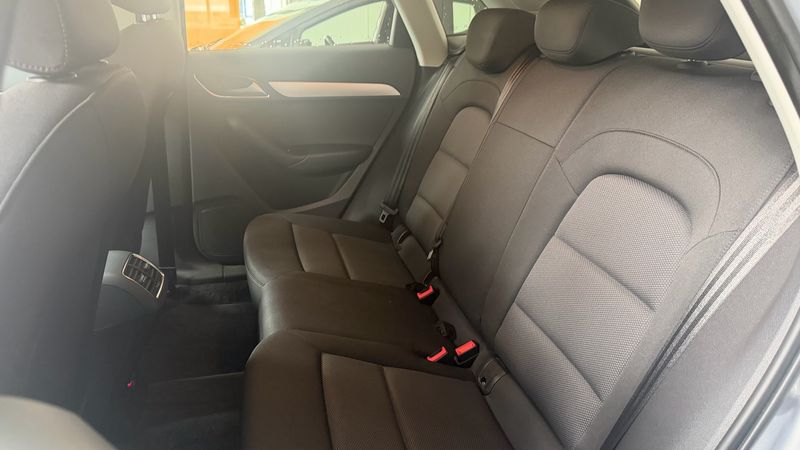 Audi Q3 1.4 TFSI ACT — zdjęcie 21
