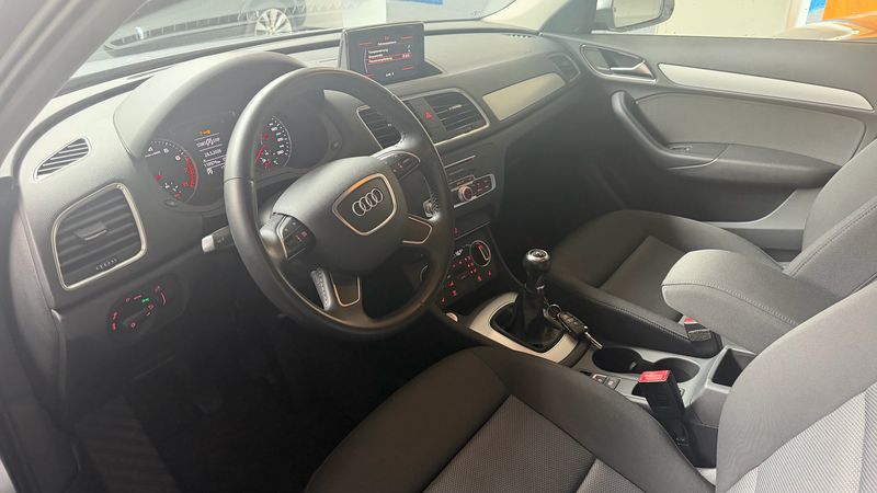 Audi Q3 1.4 TFSI ACT — zdjęcie 22