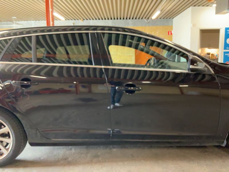 Volvo V60 1.6 D Momentum — zdjęcie 7