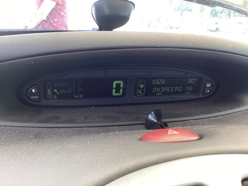 Citroen Xsara Picasso 1.6 HDi LX Plus — zdjęcie 4