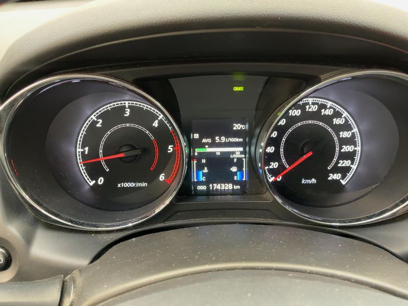 Mitsubishi ASX 1.8 DI-D Klassik Kollektion 2WD — zdjęcie 13