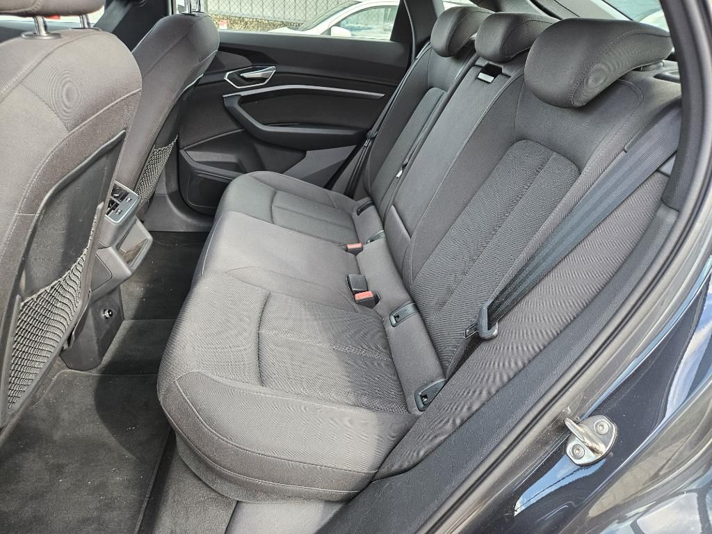 Audi e-tron 55 quattro advanced
