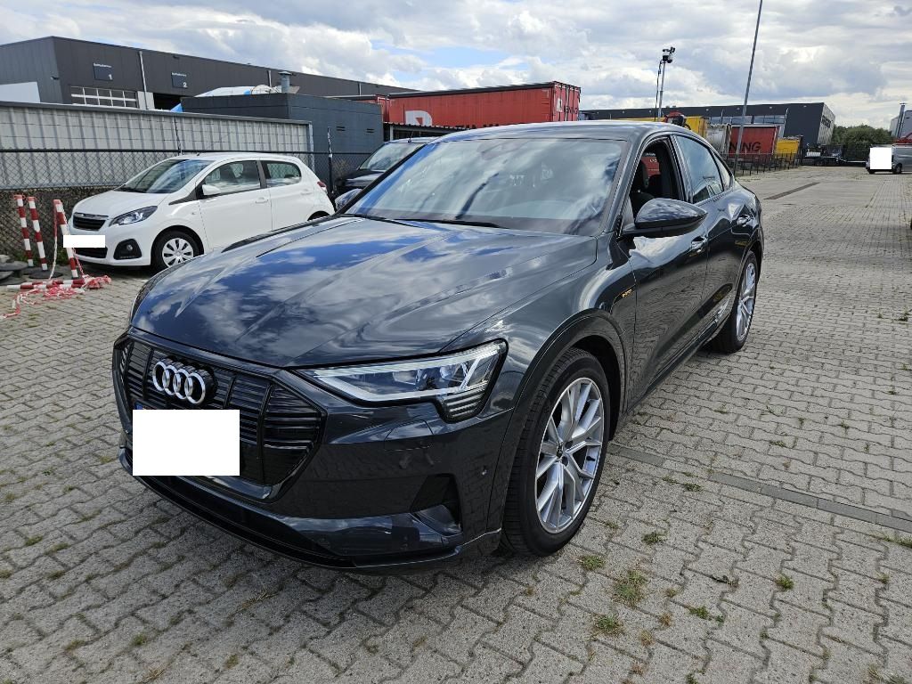 Audi e-tron 55 quattro advanced