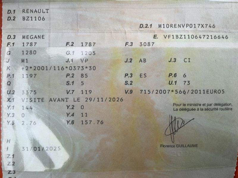 Renault Megane 1.2 Dynamique — zdjęcie 15