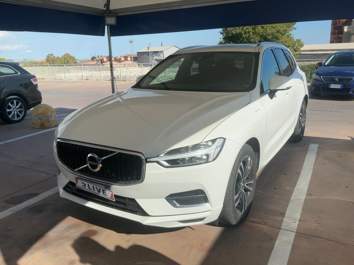 Volvo XC60 2.0 T8 Plug-in Hybrid Momentum AWD