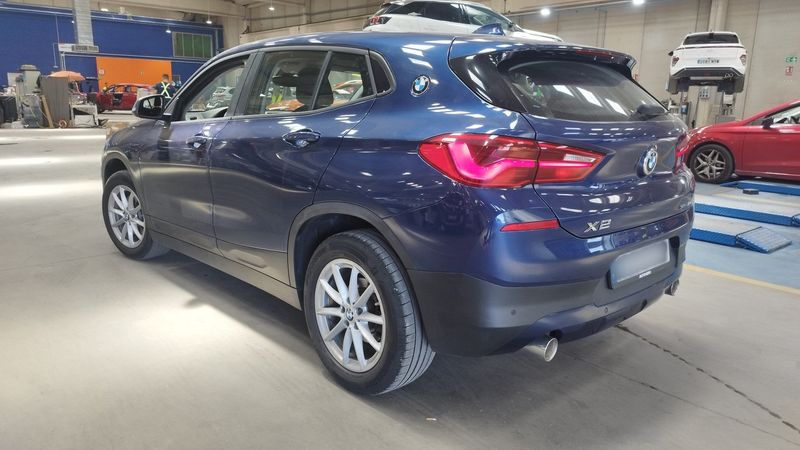 BMW X2 sDrive 18d — zdjęcie 3