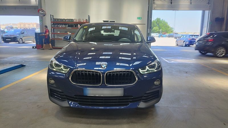 BMW X2 sDrive 18d — zdjęcie 9