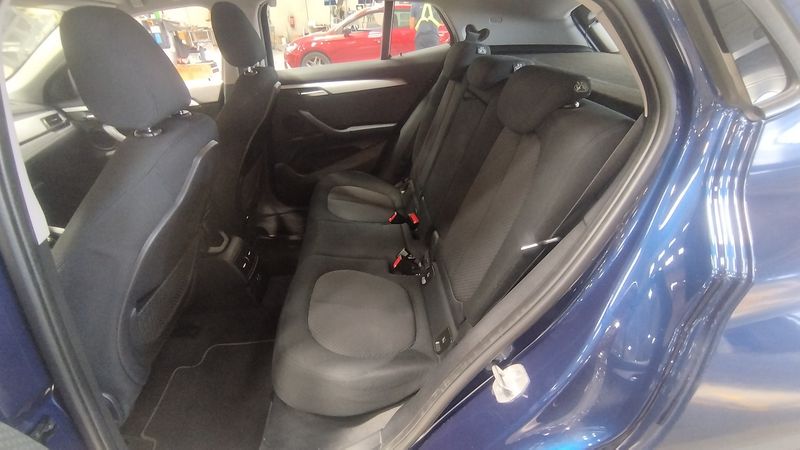 BMW X2 sDrive 18d — zdjęcie 14