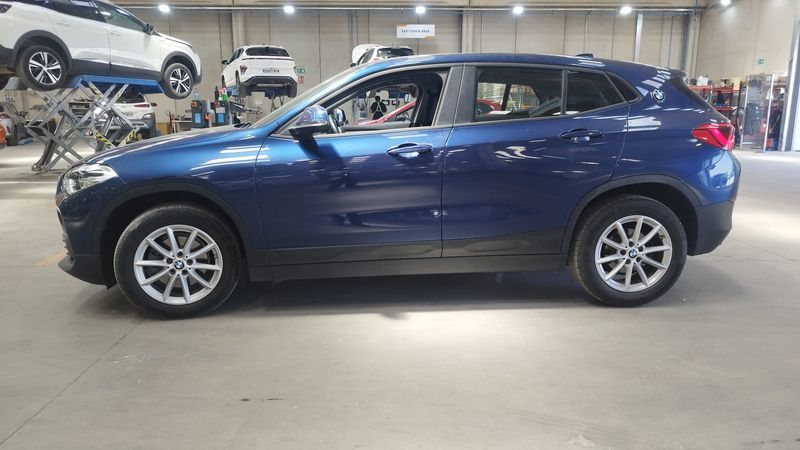 BMW X2 sDrive 18d — zdjęcie 4