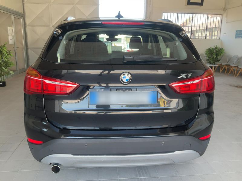 BMW X1 sDrive 18d Advantage 2017 – снимка 7
