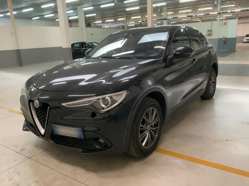 Alfa Romeo Stelvio 2.2 JTDM Business Q4