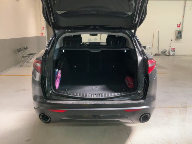 Alfa Romeo Stelvio 2.2 JTDM Business Q4 — zdjęcie 10