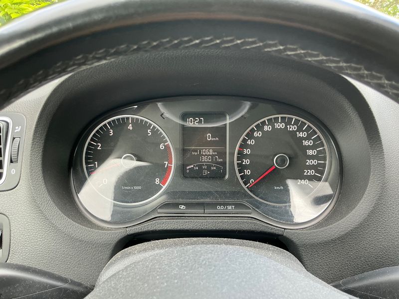 Volkswagen Polo 1.4 FSI Comfortline — zdjęcie 13