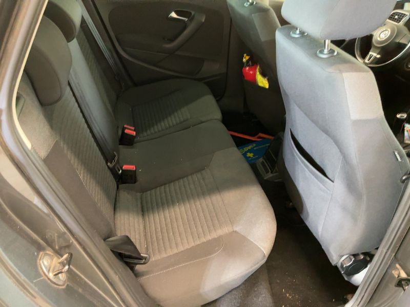 Volkswagen Polo 1.4 FSI Comfortline — zdjęcie 14