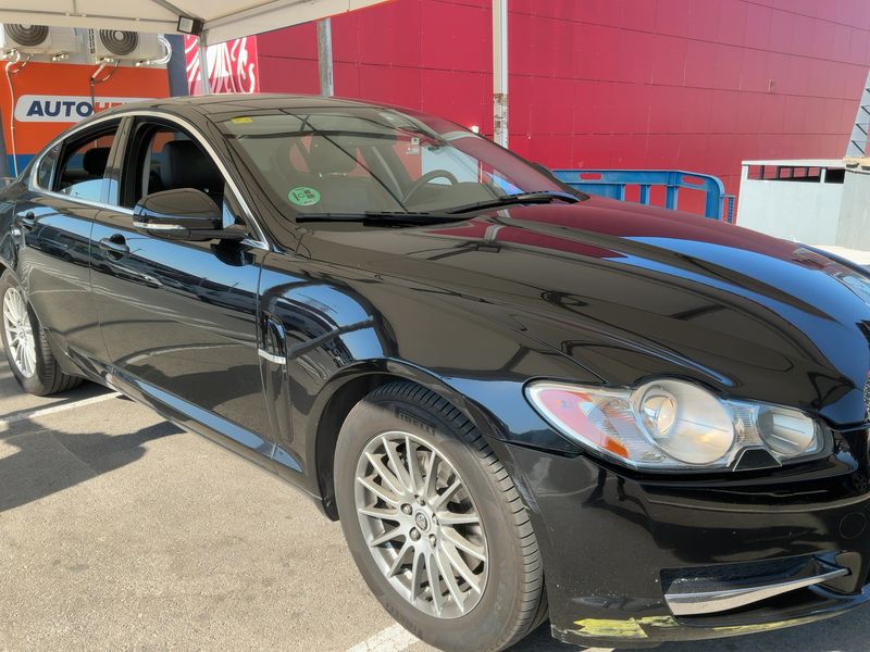 Jaguar XF 3.0 V6 Luxury — zdjęcie 8