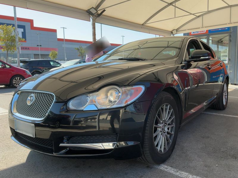 Jaguar XF 3.0 V6 Luxury