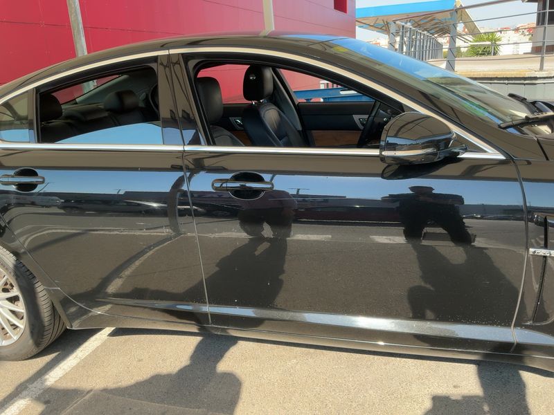Jaguar XF 3.0 V6 Luxury — zdjęcie 7