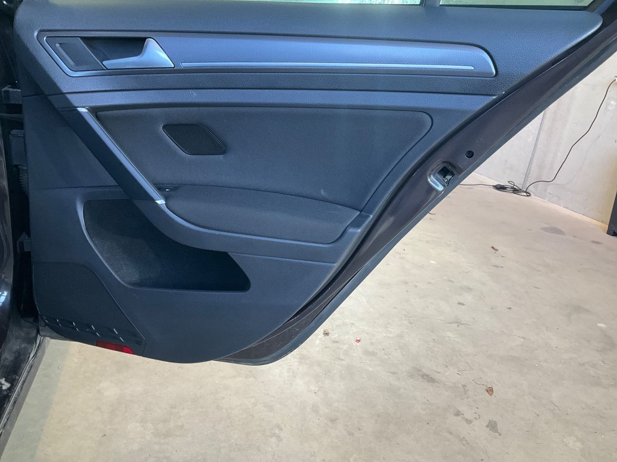 Volkswagen Golf 2015 — photo 53
