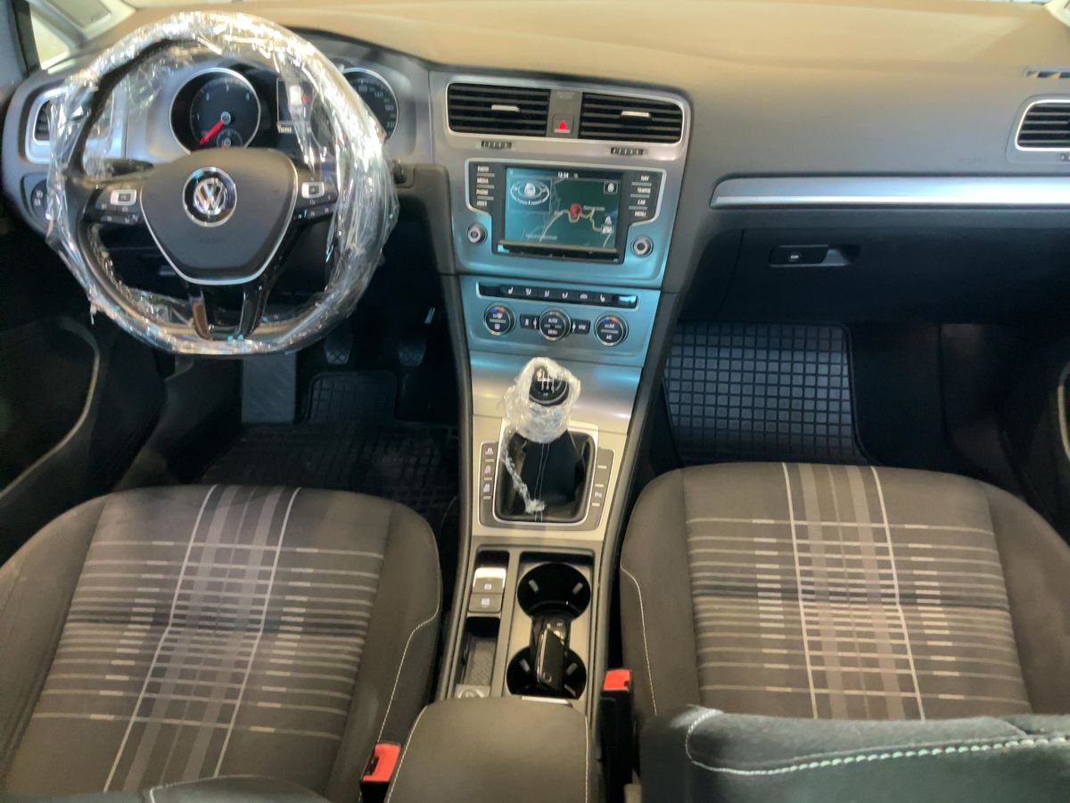 Volkswagen Golf 2015 — photo 19
