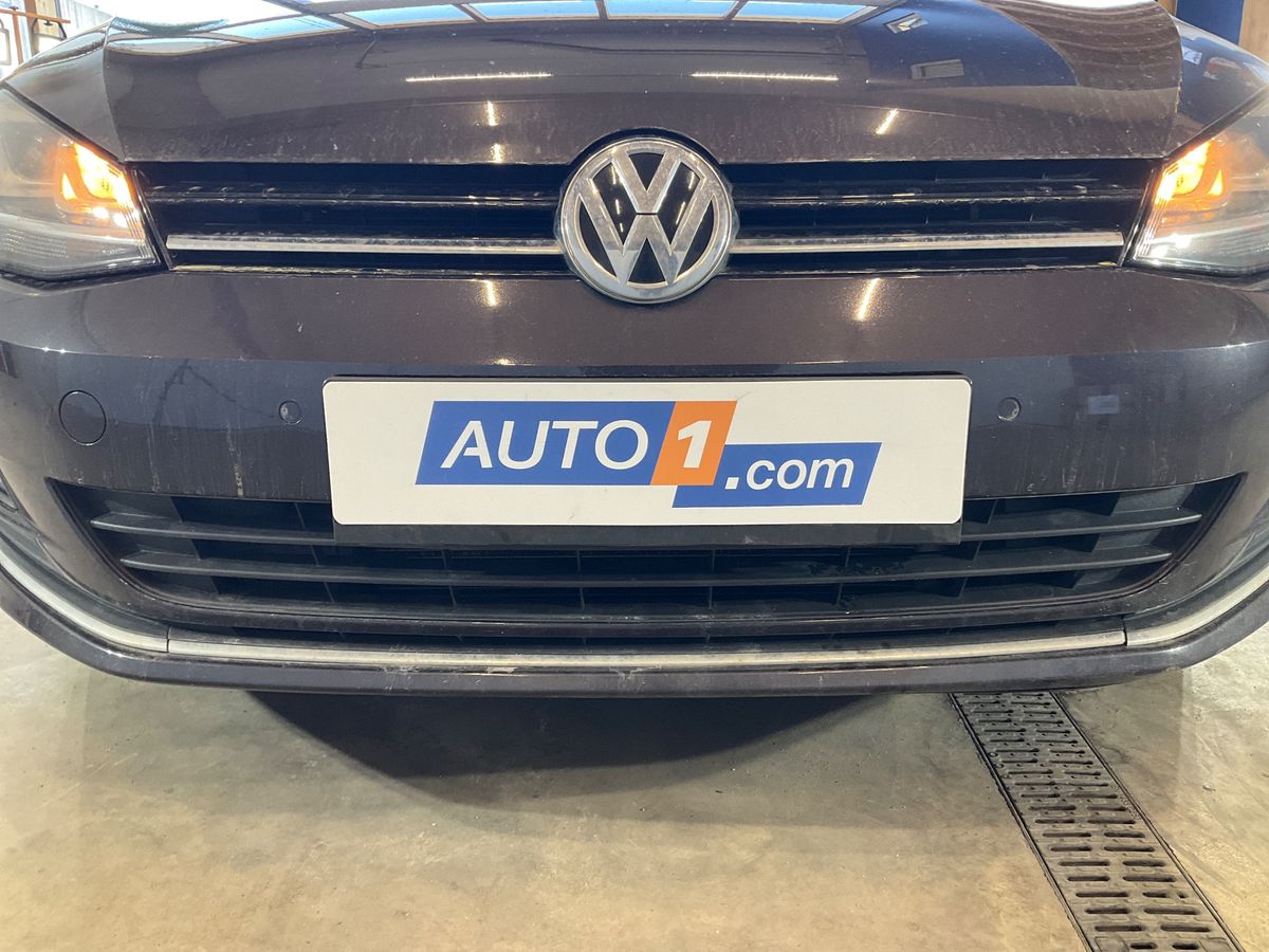 Volkswagen Golf 2015 — photo 72