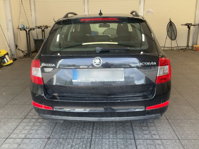 Skoda Octavia 2.0 TDI Ambition — zdjęcie 5
