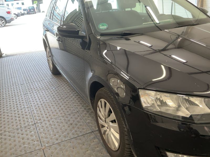 Skoda Octavia 2.0 TDI Ambition — zdjęcie 8