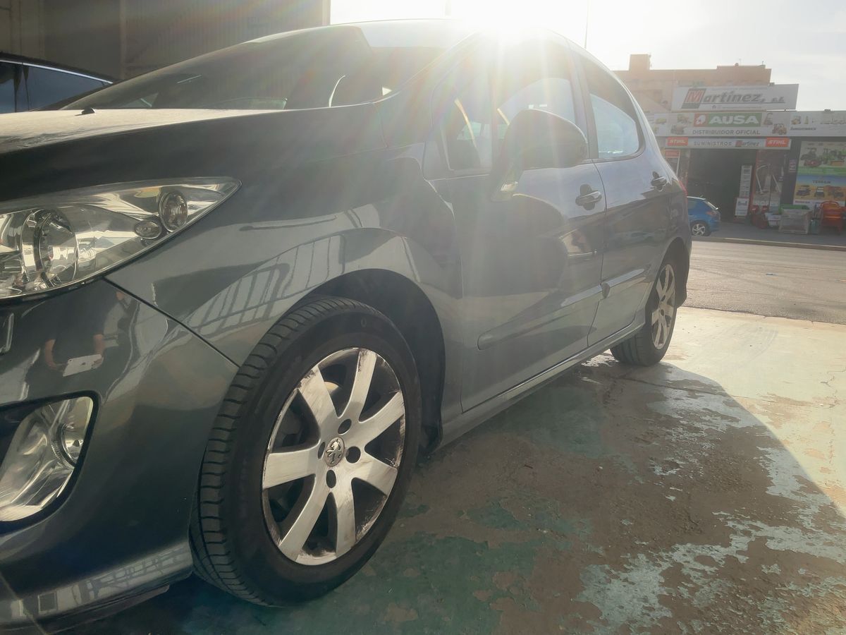 Peugeot 308 1.6 HDi Premium