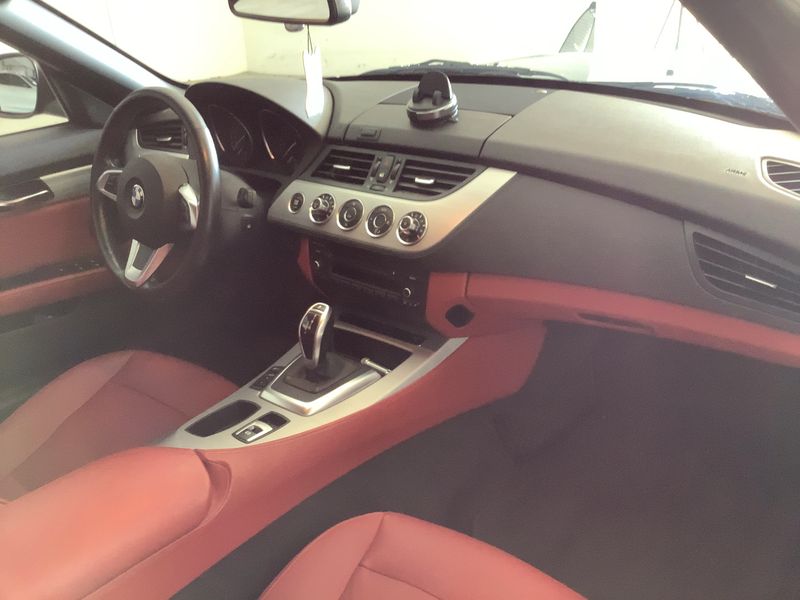 BMW Z4 sDrive 35i — zdjęcie 12