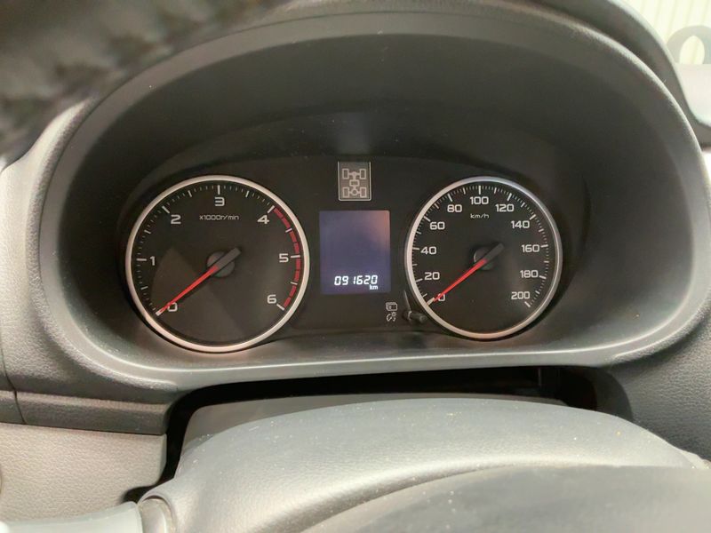 Mitsubishi L 200 2.4 DI-D Top Doppelkabine 4WD — zdjęcie 13
