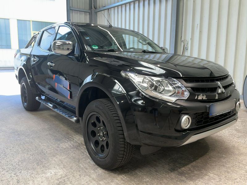 Mitsubishi L 200 2.4 DI-D Top Doppelkabine 4WD — zdjęcie 8