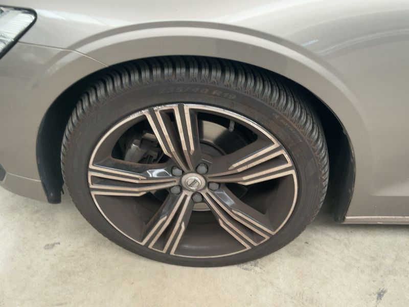 Volvo V60 2.0 D4 Inscription 2018 – снимка 3