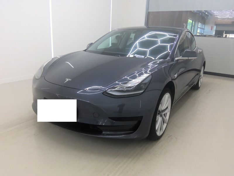 Model 3 Standard Range Plus RWD