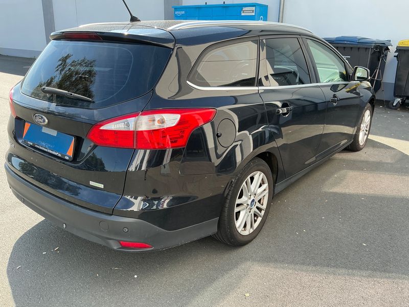 Ford Focus 1.0 EcoBoost Titanium 2013 – снимка 2