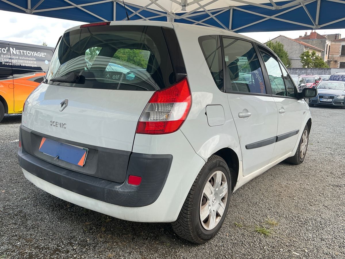 Renault Scenic 1.6 Expression Confort