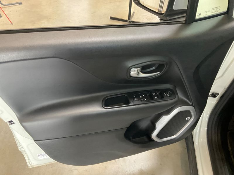 Jeep Renegade 1.6 M-Jet Limited Adventure Edition FWD 2016 – снимка 23