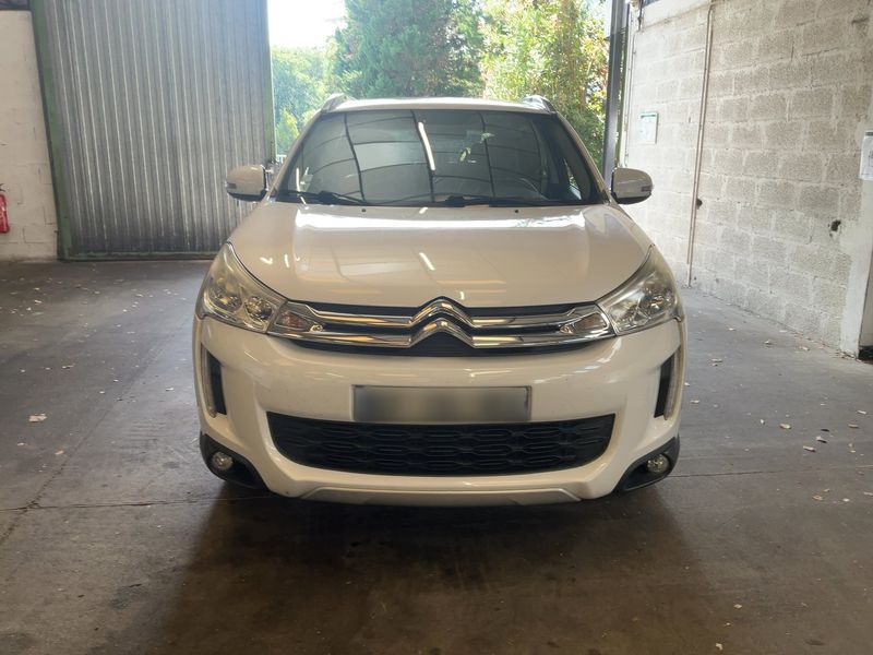 Citroen C4 Aircross 1.6 e-HDi Collection 4x2 — zdjęcie 9