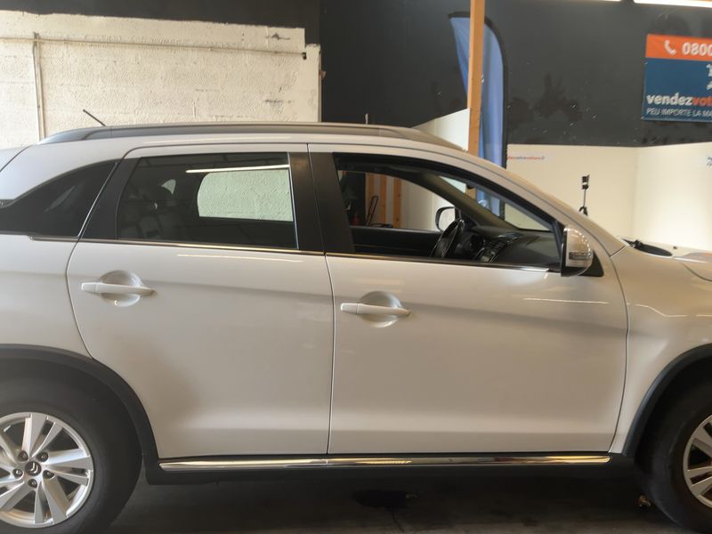 Citroen C4 Aircross 1.6 e-HDi Collection 4x2 — zdjęcie 7