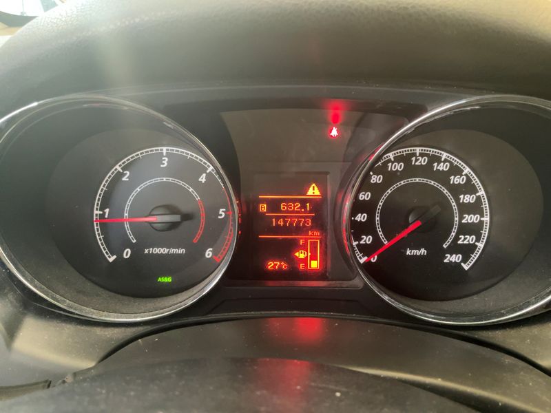 Citroen C4 Aircross 1.6 e-HDi Collection 4x2 — zdjęcie 13